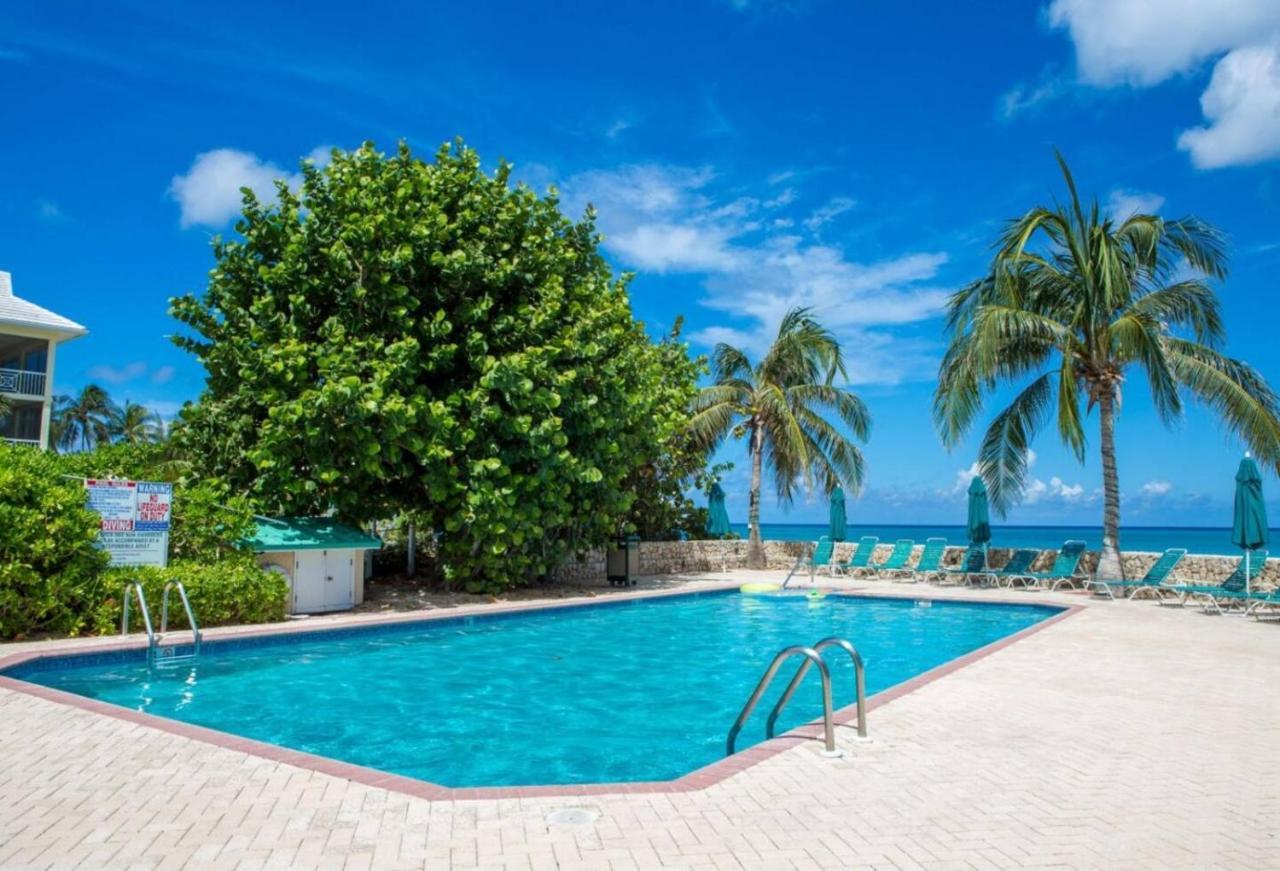 Beach Living At Plantation Village Blgs George Town Kültér fotó
